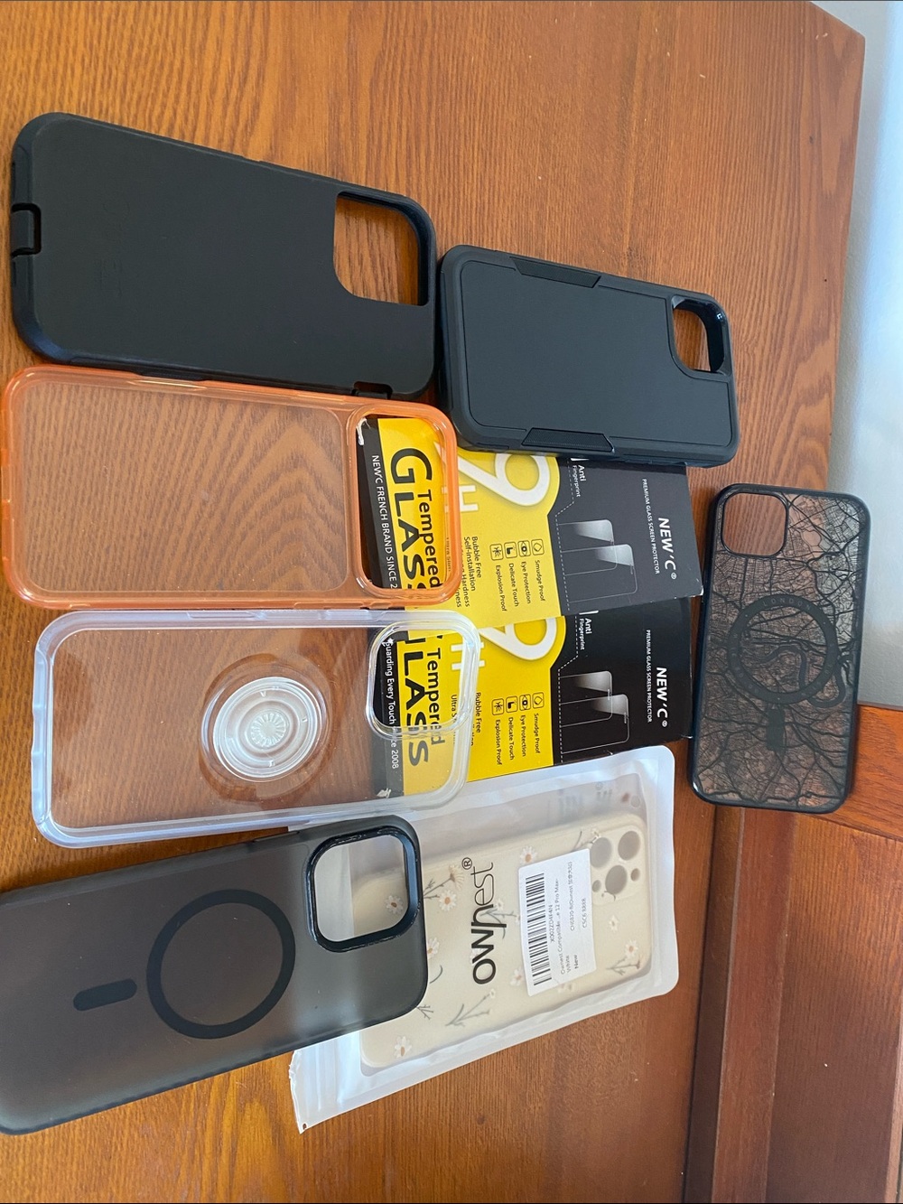 Apple Mixed Black and Clear iPhone Case Bundle